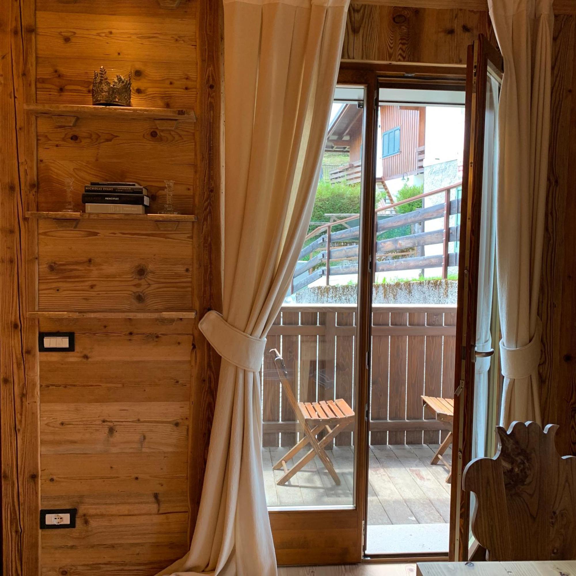 Piccolo Gioiello Di Montagna Apartman Villanova  Kültér fotó